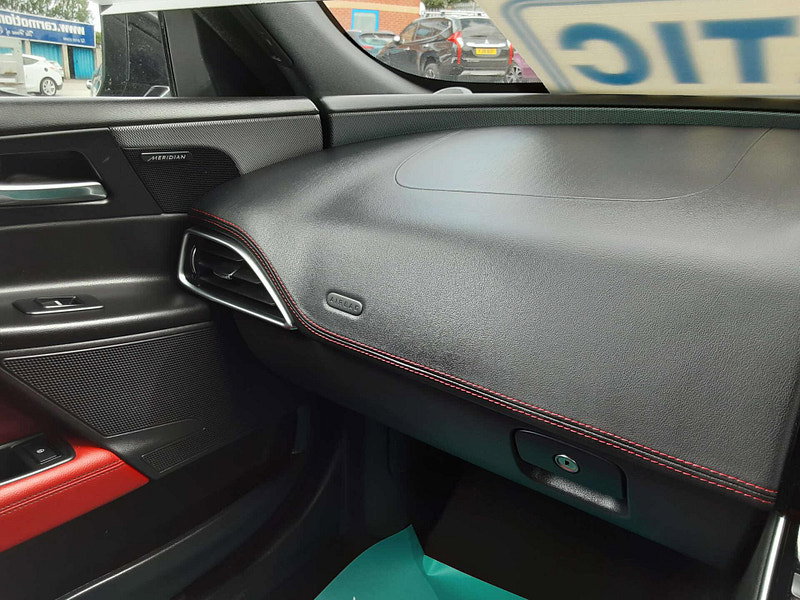 Jaguar XE 2.0 XE Landmark D AWD Auto 4WD 4dr 4dr Automatic 2026