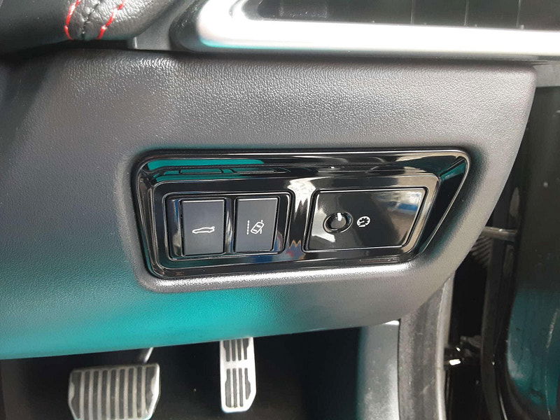 Jaguar XE 2.0 XE Landmark D AWD Auto 4WD 4dr 4dr Automatic 2026