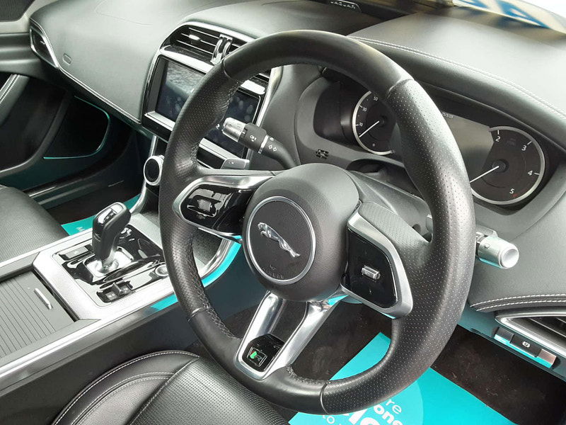 Jaguar XE 2.0 XE R-Dynamic S D Auto 4dr 4dr Automatic 2025