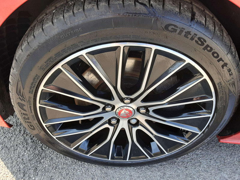 Jaguar XE 2.0 XE R-Dynamic S D Auto 4dr 4dr Automatic 2025