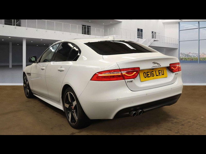 Jaguar XE 2.0 XE R-Sport D Auto 4dr 4dr Automatic 2025