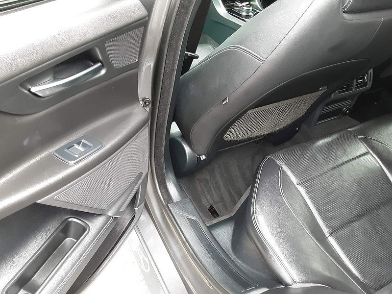 Jaguar XE 2.0d R-Sport Auto Euro 6 (s/s) 4dr 4dr Automatic 2025