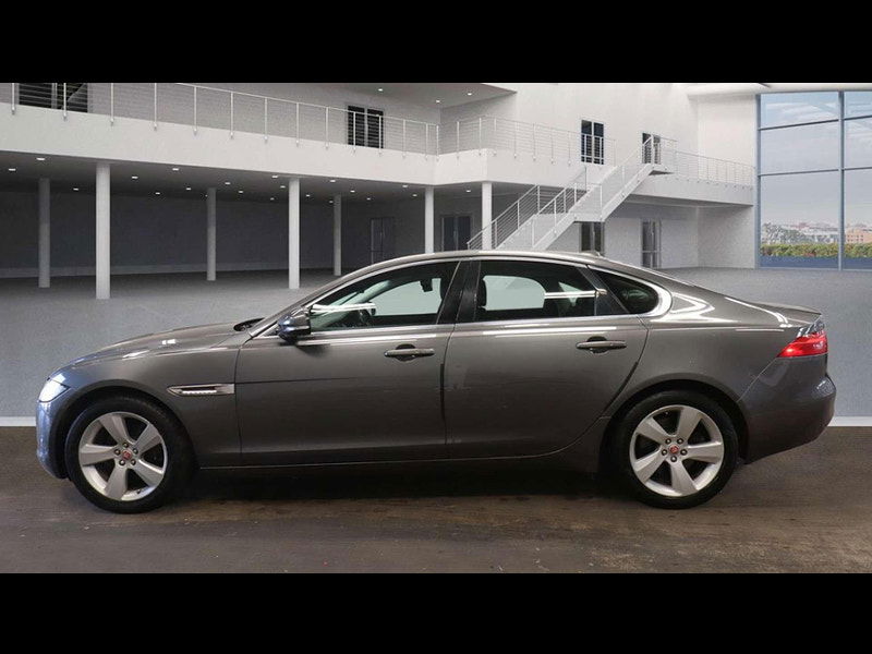 Jaguar XF 2.0 XF Portfolio D Auto 4dr 4dr Automatic 2025