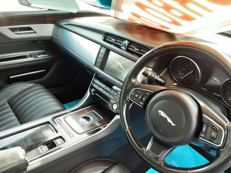 Jaguar XF 2.0 XF Portfolio D Auto 4dr 4dr Automatic 2025