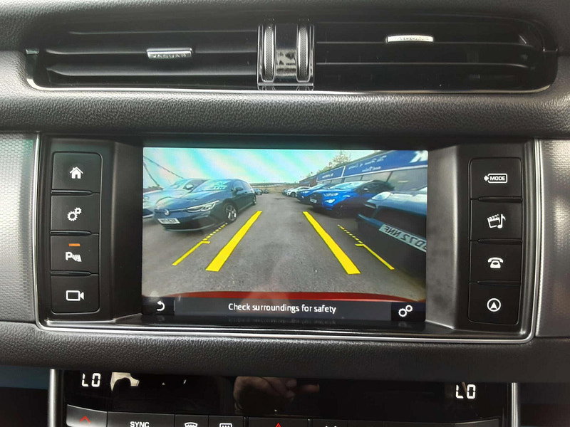 Jaguar XF 2.0 XF R-Sport D Auto 5dr 5dr Automatic 2026