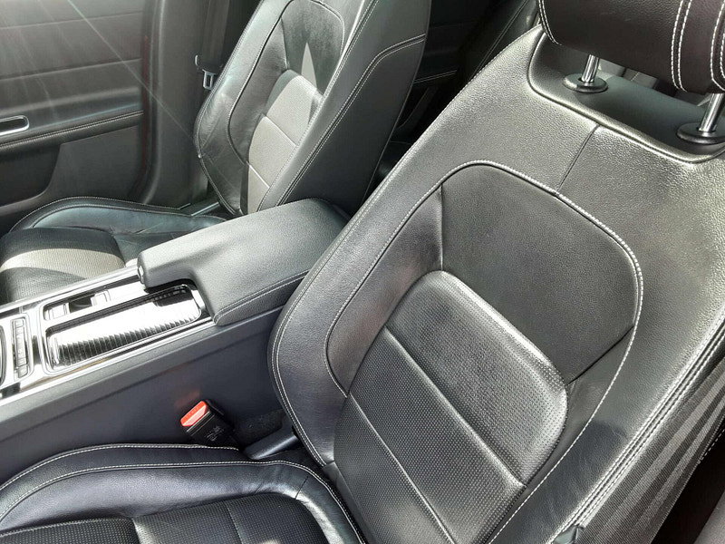 Jaguar XF 2.0 XF R-Sport D Auto 5dr 5dr Automatic 2026