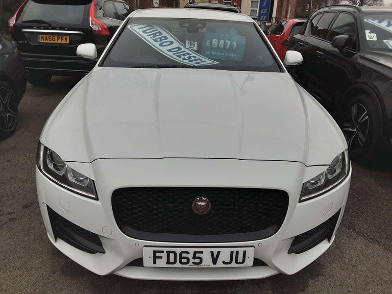 Jaguar XF 2.0d R-Sport Euro 6 (s/s) 4dr 4dr Manual 2025