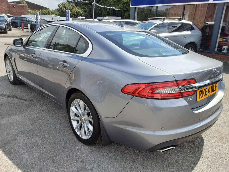 Jaguar XF 3.0 XF Premium Luxury V6 D Auto 4dr 4dr Automatic 2025