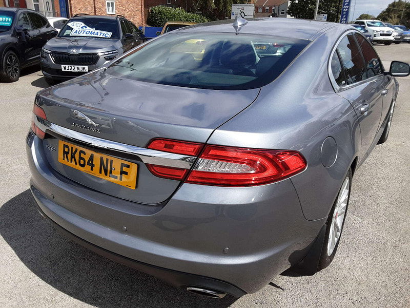 Jaguar XF 3.0 XF Premium Luxury V6 D Auto 4dr 4dr Automatic 2025