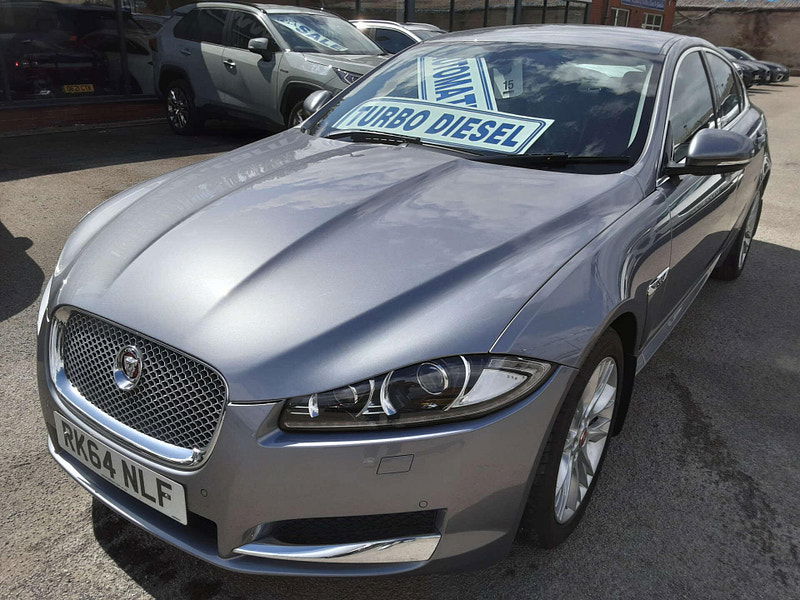 Jaguar XF 3.0 XF Premium Luxury V6 D Auto 4dr 4dr Automatic 2025