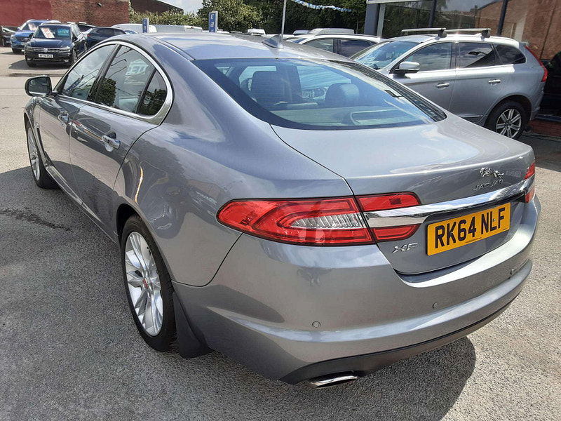 Jaguar XF 3.0 XF Premium Luxury V6 D Auto 4dr 4dr Automatic 2025