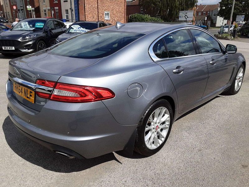 Jaguar XF 3.0 XF Premium Luxury V6 D Auto 4dr 4dr Automatic 2025