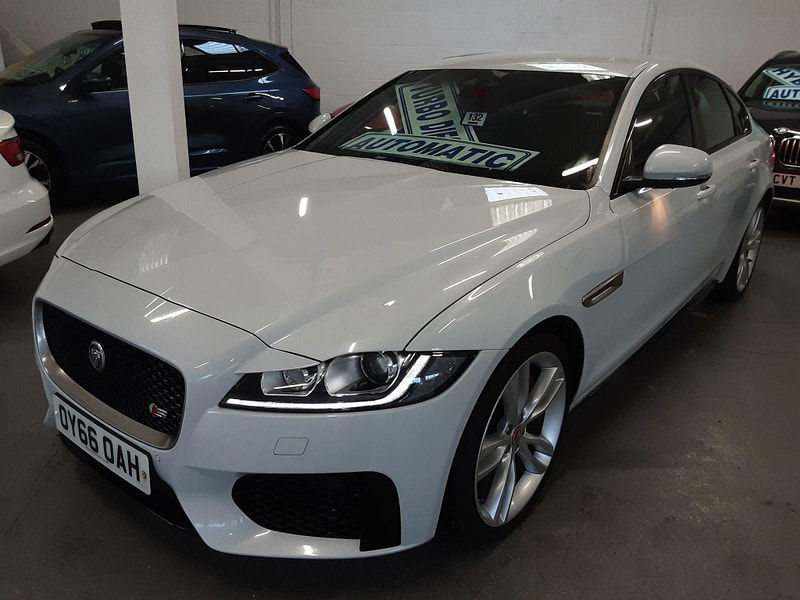 Jaguar XF 3.0d V6 S Auto Euro 6 (s/s) 4dr 4dr Automatic 2024