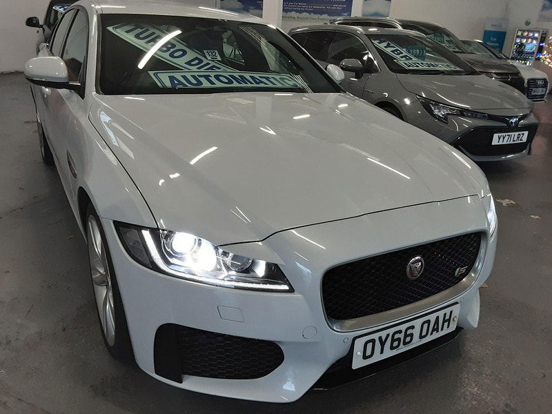 Jaguar XF 3.0d V6 S Auto Euro 6 (s/s) 4dr 4dr Automatic 2024