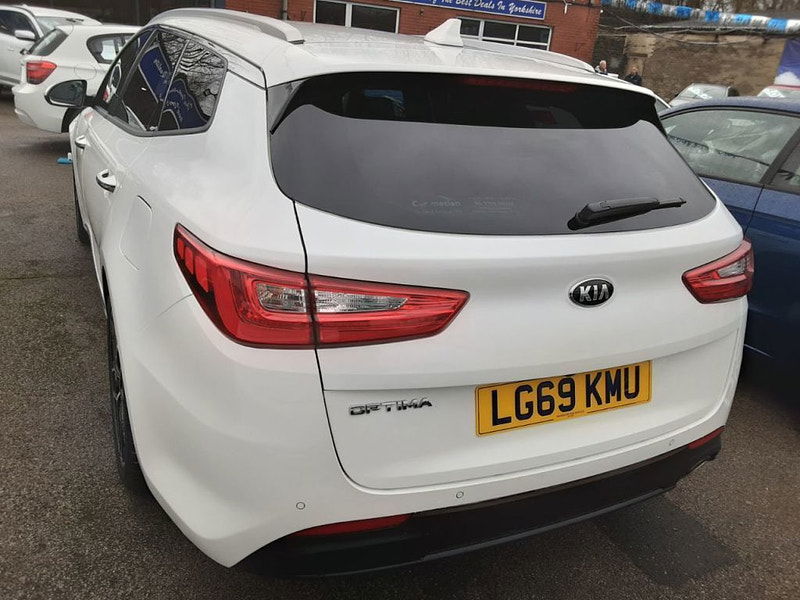 Kia Optima 1.6 CRDi ISG 3 5dr (HALF LEATHER+SAT NAV+REVERSE CAMERA) 5dr Manual 2025