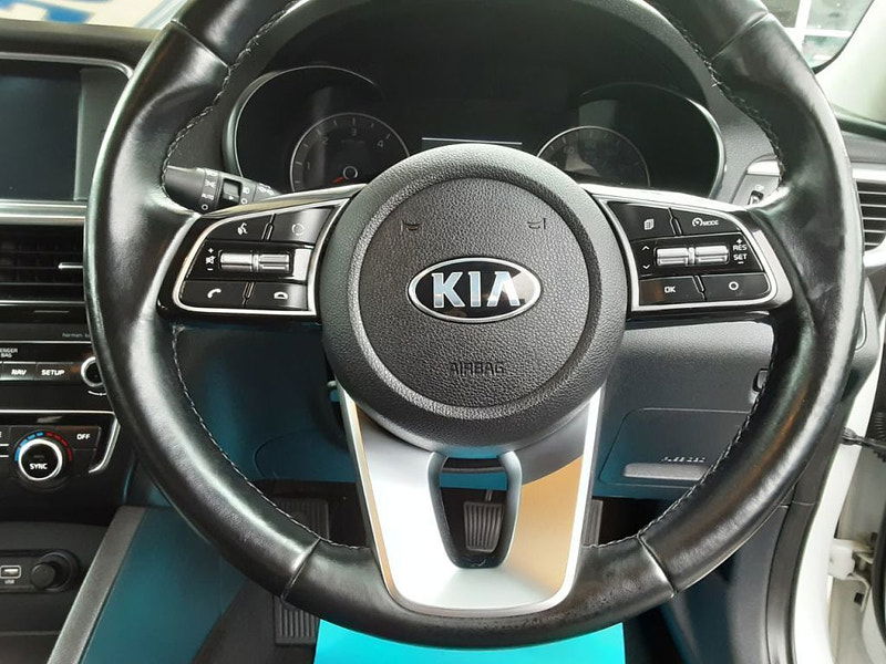 Kia Optima 1.6 CRDi ISG 3 5dr (HALF LEATHER+SAT NAV+REVERSE CAMERA) 5dr Manual 2025
