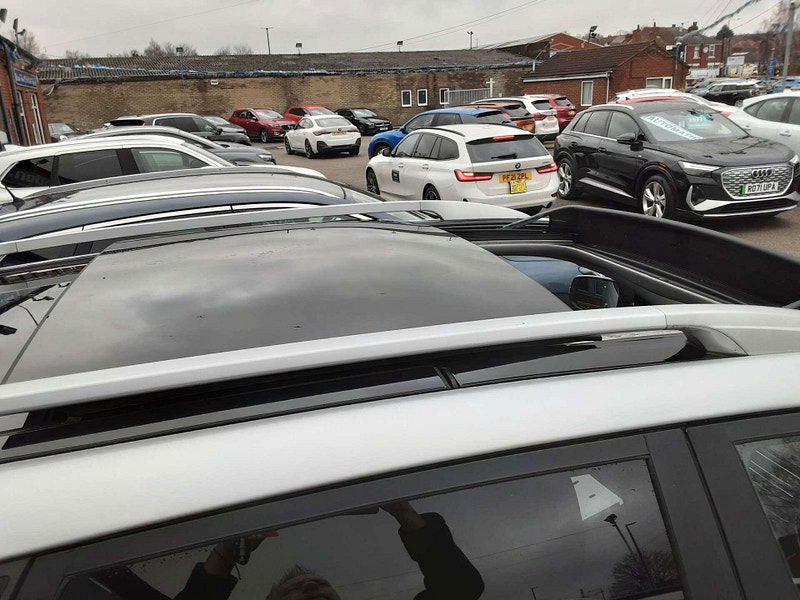 Kia Sorento 2.2 Sorento KX-3 Sat Nav CRDi 4x4 Auto 4WD 5dr 5dr Automatic 2026