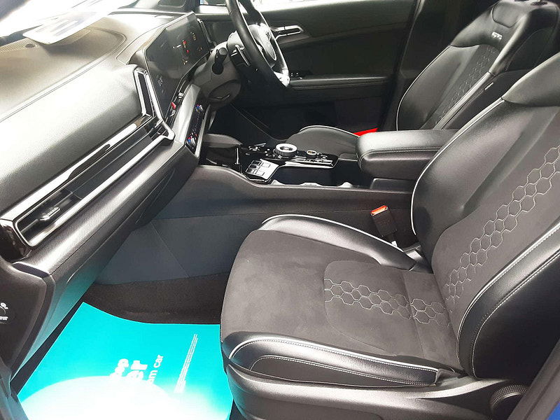 Kia Sportage 1.6 Sportage GT-Line PHEV 4x4 Auto 4WD 5dr 5dr Automatic 2026