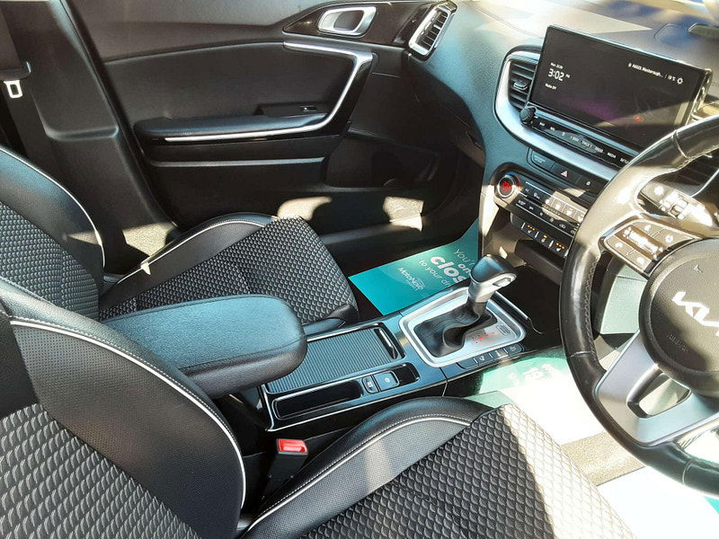Kia XCeed 1.6 XCeed 3 PHEV Semi-Auto 5dr 5dr Automatic 2025