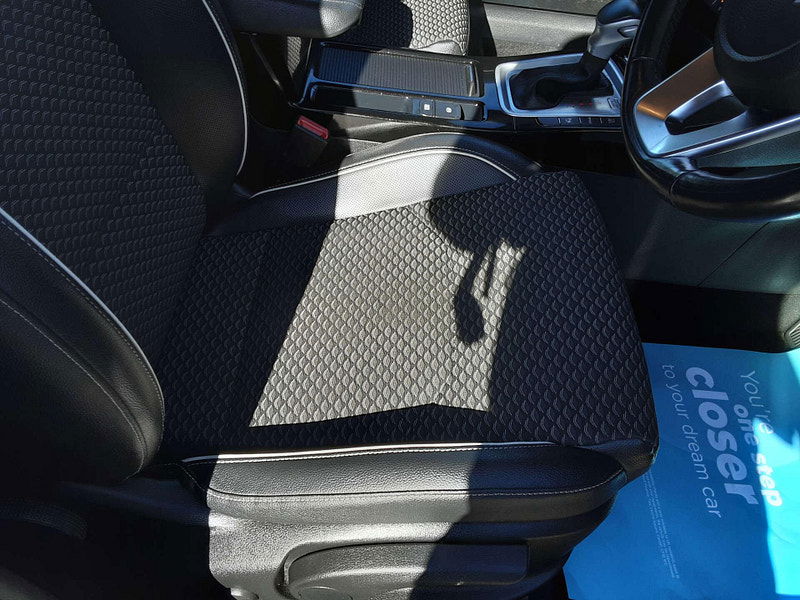 Kia XCeed 1.6 XCeed 3 PHEV Semi-Auto 5dr 5dr Automatic 2025
