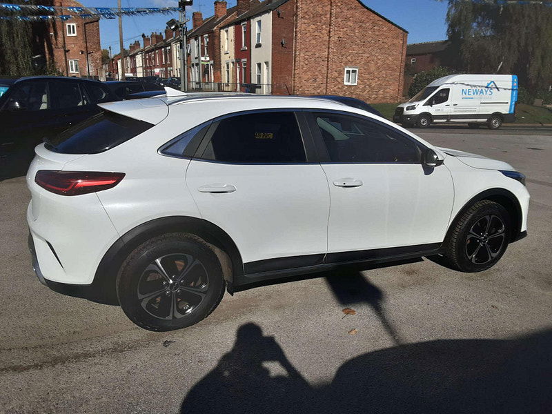 Kia XCeed 1.6 XCeed 3 PHEV Semi-Auto 5dr 5dr Automatic 2025