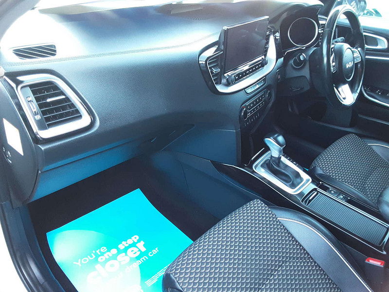 Kia XCeed 1.6 XCeed 3 PHEV Semi-Auto 5dr 5dr Automatic 2025