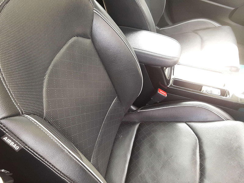 Kia XCeed 1.6 XCeed First Edition PHEV Semi-Auto 5dr 5dr Automatic 2025