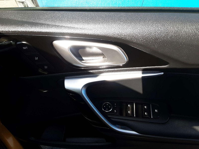 Kia XCeed 1.6 XCeed First Edition PHEV Semi-Auto 5dr 5dr Automatic 2025