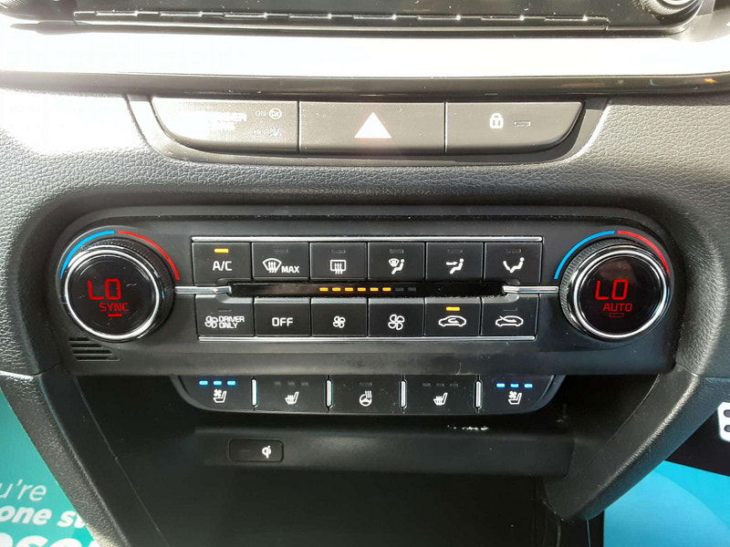Kia XCeed 1.6 XCeed First Edition PHEV Semi-Auto 5dr 5dr Automatic 2025