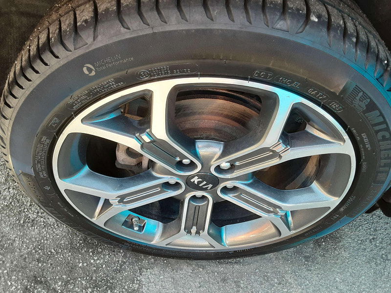 Kia XCeed 1.6 XCeed First Edition PHEV Semi-Auto 5dr 5dr Automatic 2025