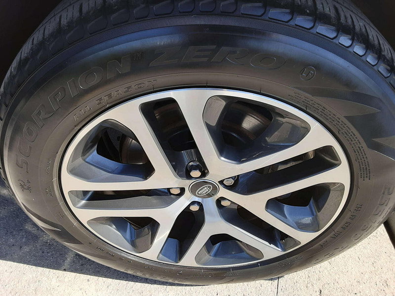 Land Rover Defender 2.0 Defender X-Dynamic SE PHEV Auto 4WD 5dr 5dr Automatic 2026