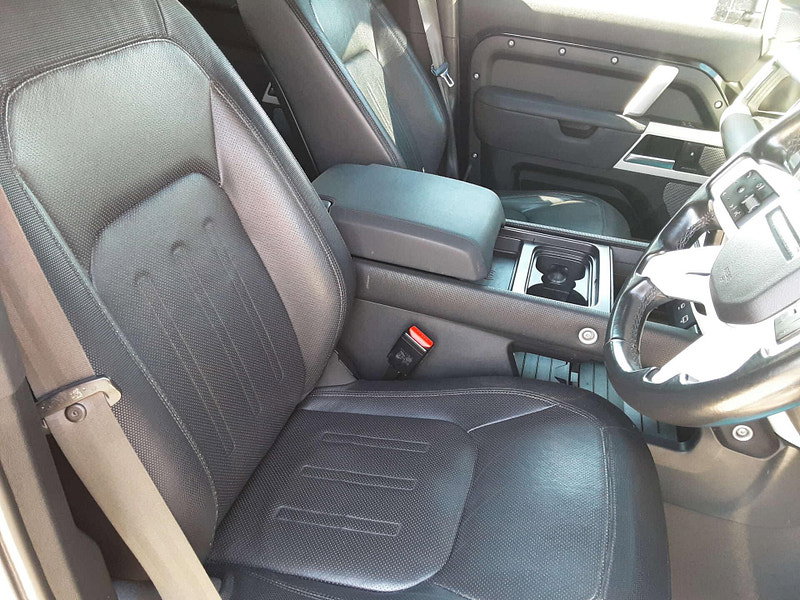 Land Rover Defender 2.0 Defender X-Dynamic SE PHEV Auto 4WD 5dr 5dr Automatic 2026