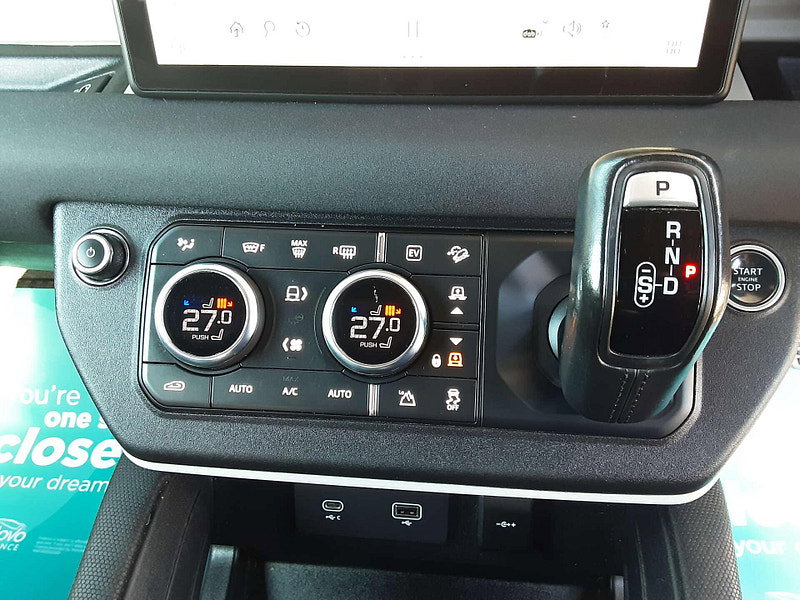 Land Rover Defender 2.0 Defender X-Dynamic SE PHEV Auto 4WD 5dr 5dr Automatic 2026