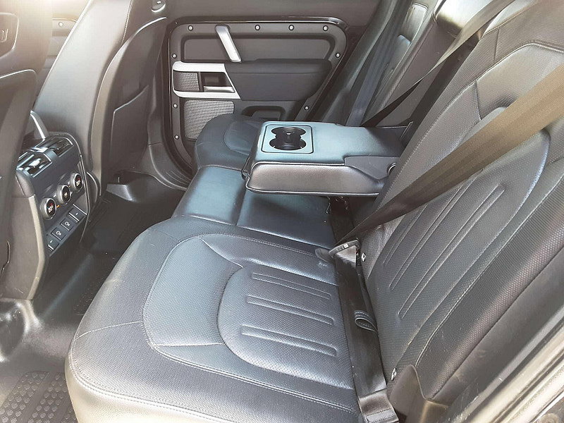 Land Rover Defender 2.0 Defender X-Dynamic SE PHEV Auto 4WD 5dr 5dr Automatic 2026