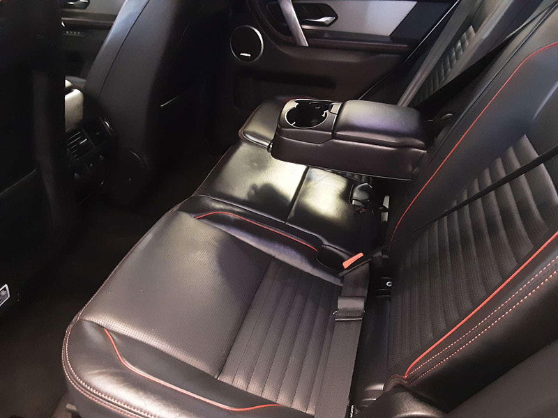 Land Rover Discovery Sport 1.5 Discovery Sport R-Dynamic HSE P300e Auto 4WD 5dr 5dr Automatic 2025