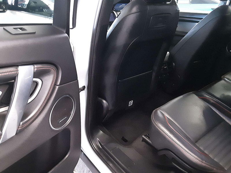 Land Rover Discovery Sport 1.5 Discovery Sport R-Dynamic HSE P300e Auto 4WD 5dr 5dr Automatic 2025