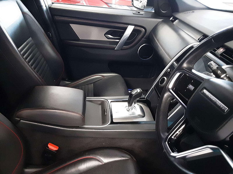 Land Rover Discovery Sport 1.5 Discovery Sport R-Dynamic HSE P300e Auto 4WD 5dr 5dr Automatic 2025