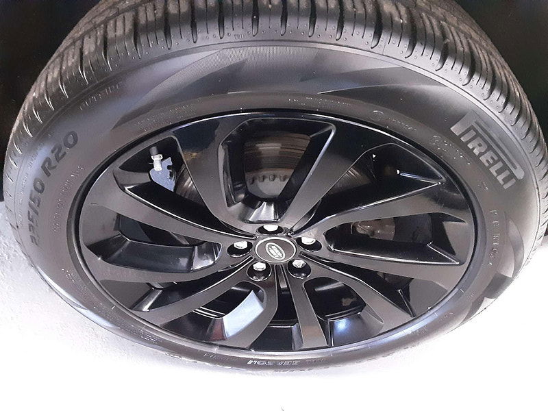Land Rover Discovery Sport 1.5 Discovery Sport R-Dynamic HSE P300e Auto 4WD 5dr 5dr Automatic 2025