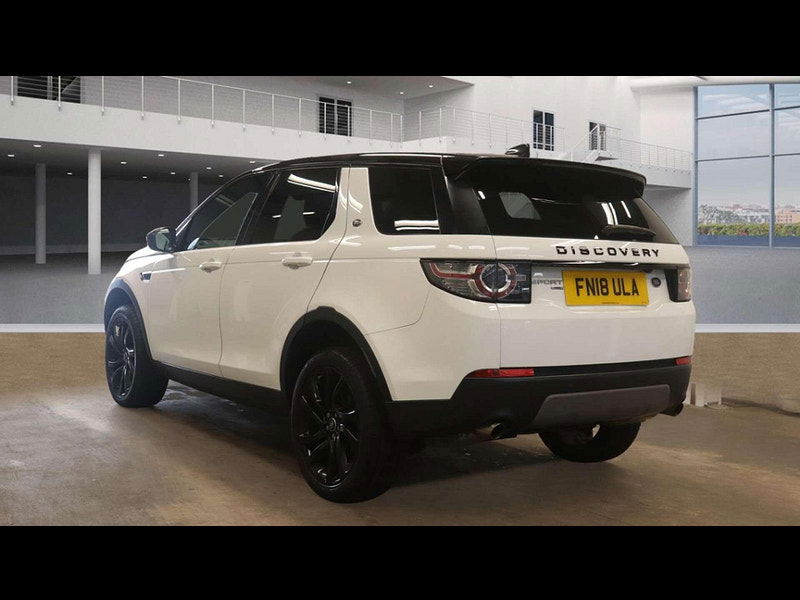 Land Rover Discovery Sport 2.0 Discovery Sport Black HSE TD4 Auto 4WD 5dr 5dr Automatic 2025