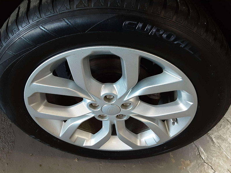Land Rover Discovery Sport 2.0 Discovery Sport HSE TD4 4WD 5dr 5dr Manual 2025