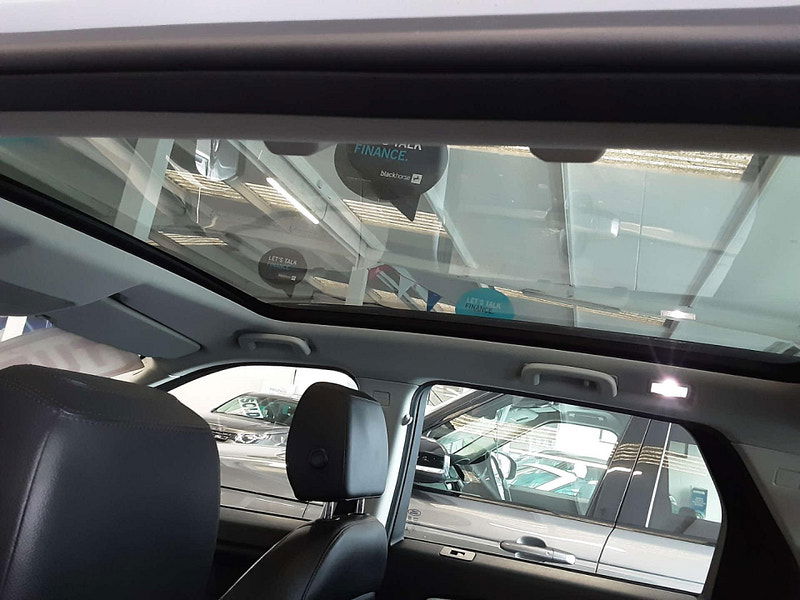 Land Rover Discovery Sport 2.0 Discovery Sport HSE TD4 Auto 4WD 5dr 5dr Automatic 2025