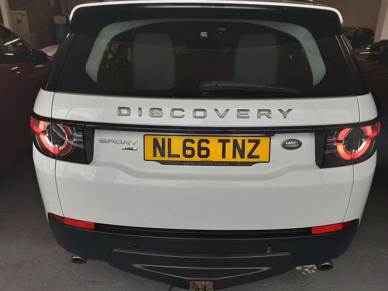 Land Rover Discovery Sport 2.0 Discovery Sport HSE TD4 Auto 4WD 5dr 5dr Automatic 2025