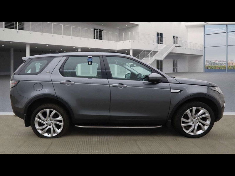 Land Rover Discovery Sport 2.0 Discovery Sport Luxury HSE TD4 4WD 5dr 5dr Manual 2025