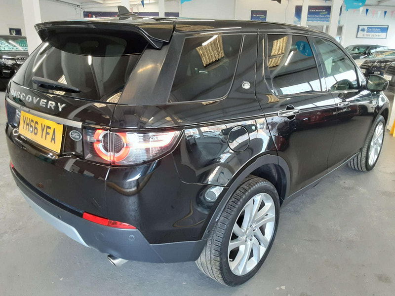 Land Rover Discovery Sport 2.0 Discovery Sport Luxury HSE TD4 Auto 4WD 5dr 5dr Automatic 2025