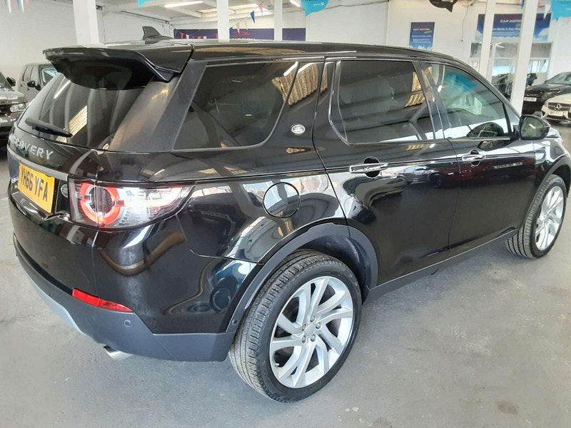 Land Rover Discovery Sport 2.0 Discovery Sport Luxury HSE TD4 Auto 4WD 5dr 5dr Automatic 2025