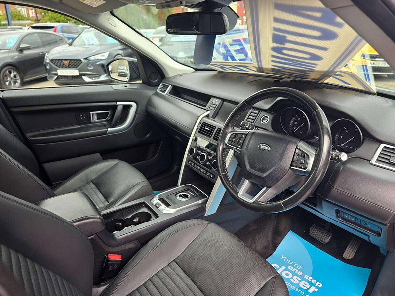 Land Rover Discovery Sport 2.0 Discovery Sport Luxury HSE TD4 Auto 4WD 5dr 5dr Automatic 2026