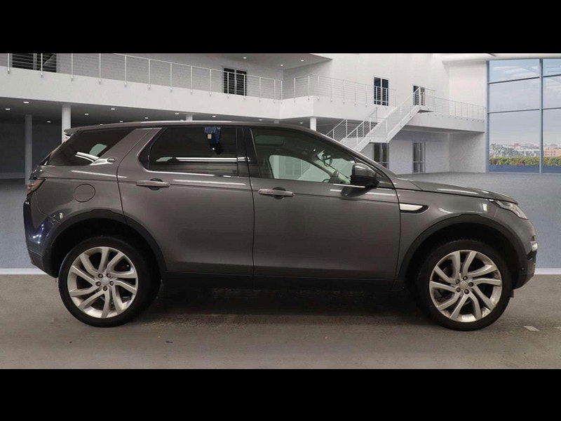 Land Rover Discovery Sport 2.0 Discovery Sport Luxury HSE TD4 Auto 4WD 5dr 5dr Automatic 2025