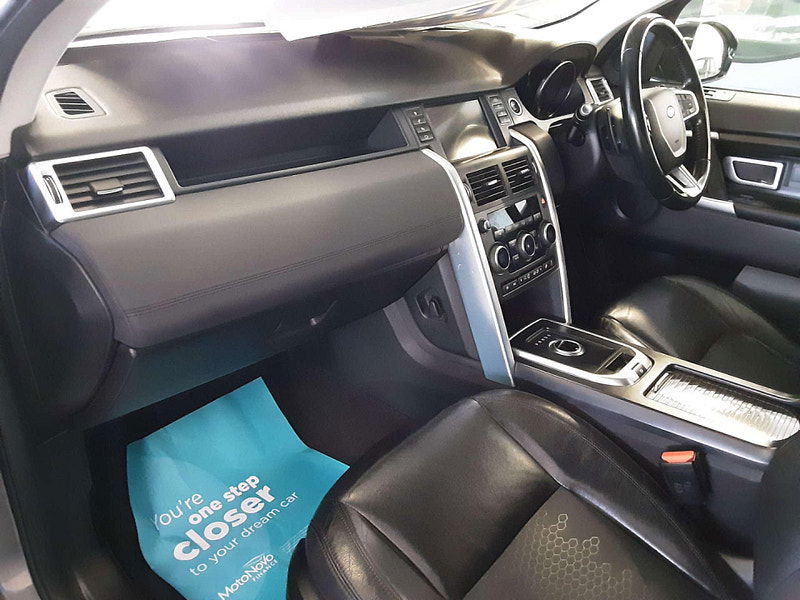 Land Rover Discovery Sport 2.0 Discovery Sport SE TD4 Auto 4WD 5dr 5dr Automatic 2025