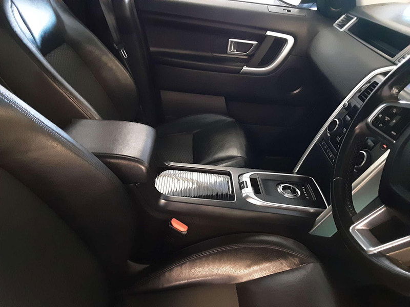 Land Rover Discovery Sport 2.0 Discovery Sport SE TD4 Auto 4WD 5dr 5dr Automatic 2025