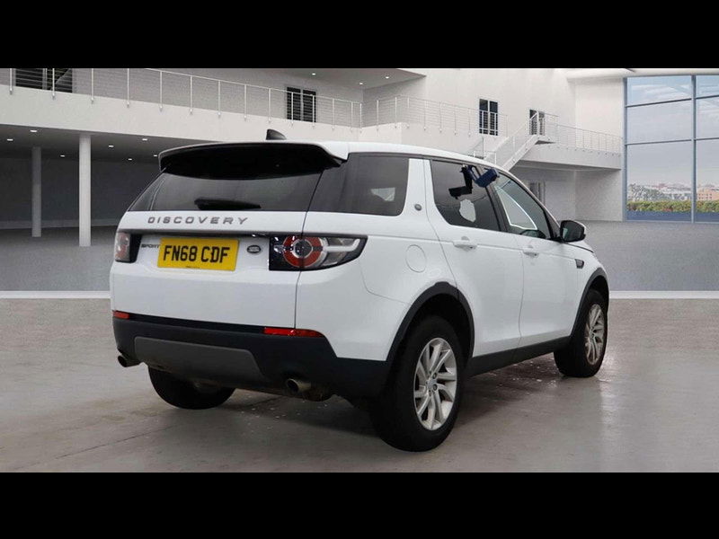 Land Rover Discovery Sport 2.0 Discovery Sport SE Tech TD4 Auto 4WD 5dr 5dr Automatic 2025